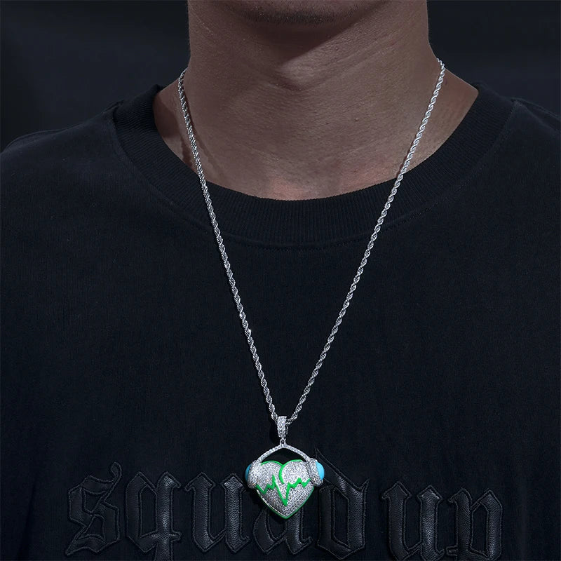 New Moissanite Glowing Heart With Earphone Pendant Necklace Iced Out S925 Silver D VVS Moissanite Hip Hop Fine Jewelry Gifts